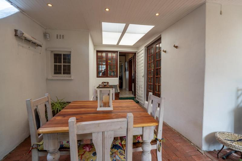 2 Bedroom Property for Sale in Harfield Village Western Cape